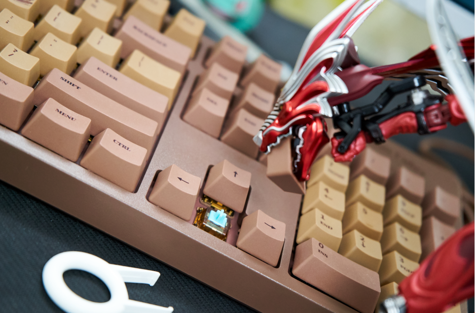 生活就像一盒巧克力，黑爵巧克力机械键盘体验测评