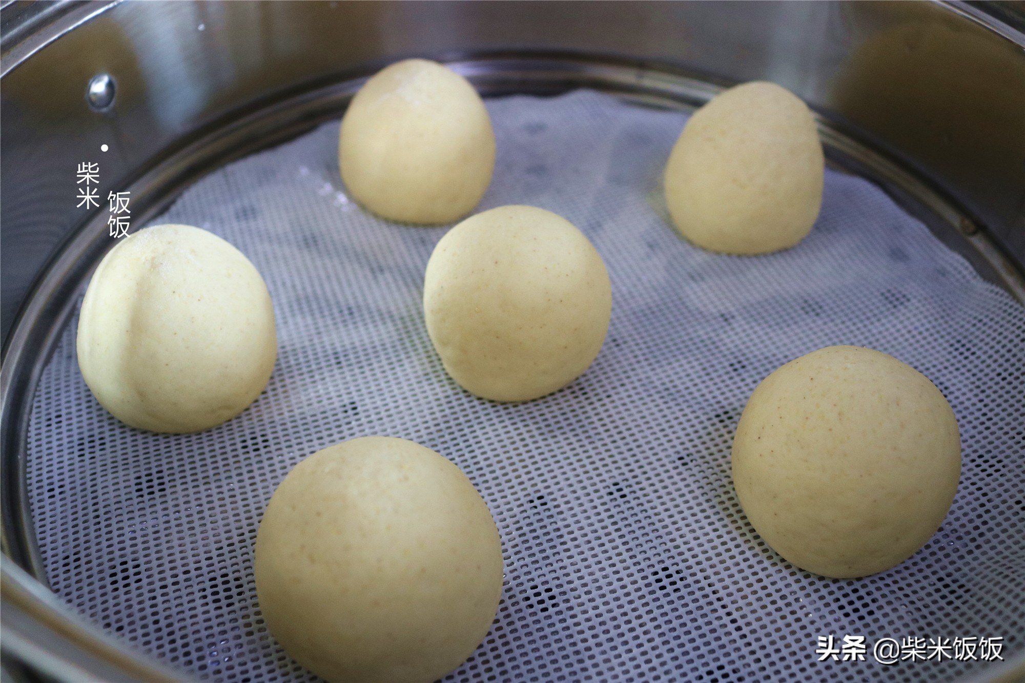 蒸馒头加点它，营养更好，味道更香，蓬松柔软比白馒头好吃