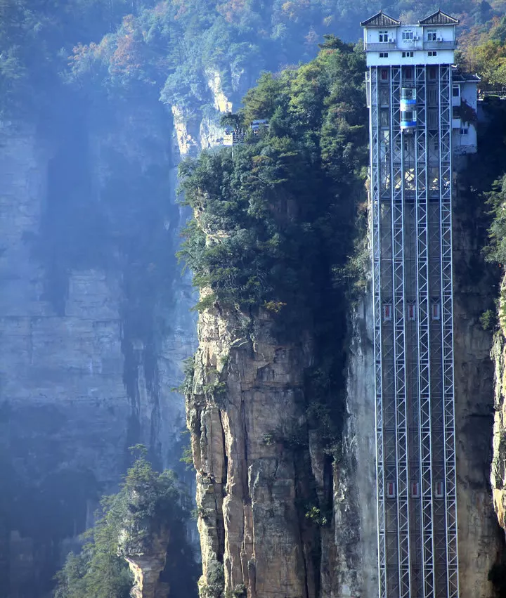 长沙到凤凰古城旅游攻略自由行(长沙张家界凤凰古城自由行攻略)