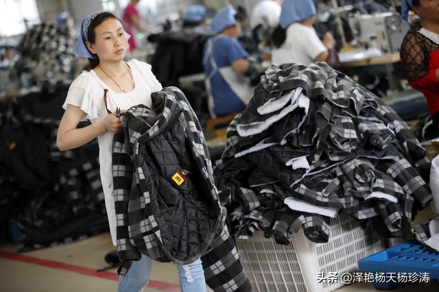 开服装厂怎么找订单（我有服装加工厂想找订单）