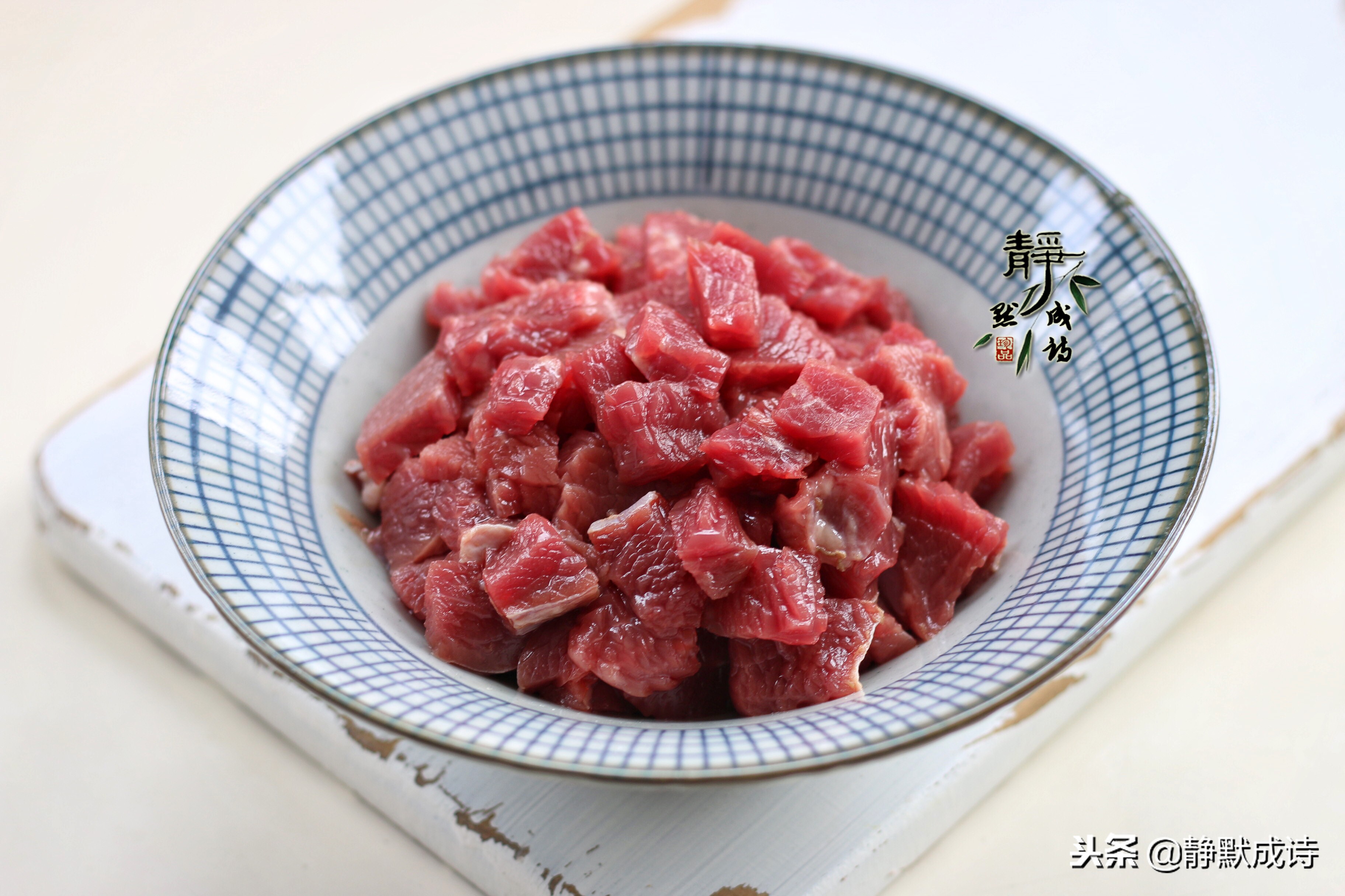 牛肉这样炒才滑嫩，喷喷香特下饭，这两点要记牢，哪点出错都不行