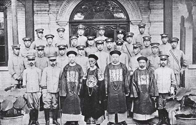 被溥仪指责断送大清天下第一罪人的奕劻 到底是个啥货色