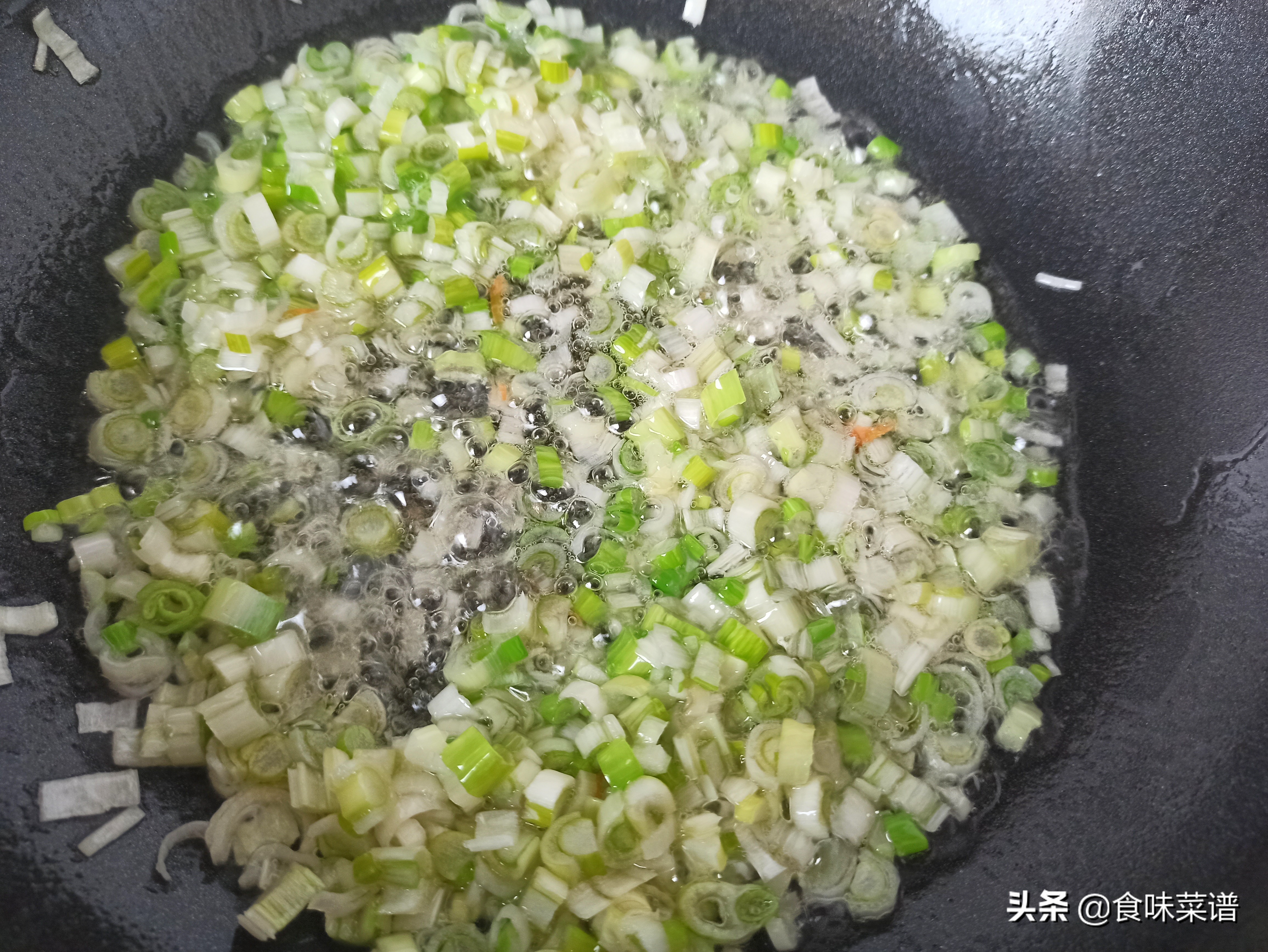 头伏到吃饺子，分享8种饺子馅的调法，有荤有素，鲜嫩营养又多汁