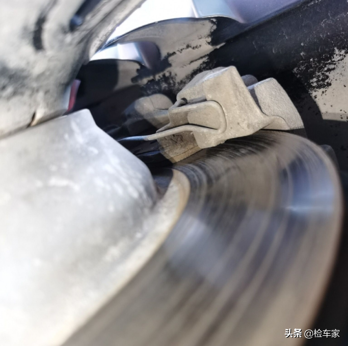 这辆福特蒙迪欧新车落地26万，开了5年卖10万！竟然还有人说贵？