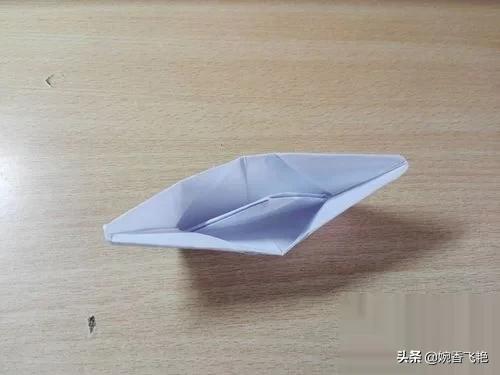 叠小船的方法（纸船最简单的折叠步骤带图）