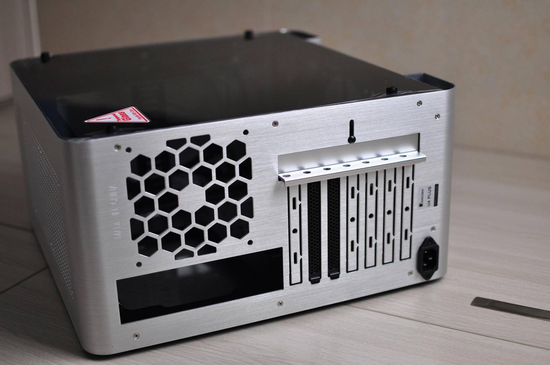 迷恋却买不起mac pro,我把家里的电脑换了个银色新机箱