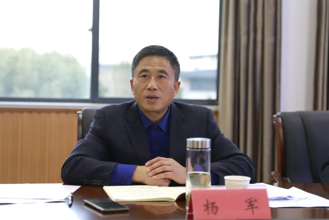 玉山县人大常委会领导到教体系统调研学前教育工作