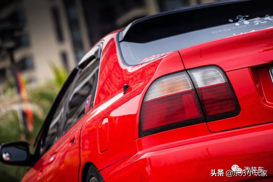 20å¹´å‰�çš„è€�é›…é˜�ä¾�ç„¶å¤Ÿç²¾ç¥�ï¼ŒçœŸçš„æ˜¯ç¦»ä¸�å¼€æ”¹è£…çš„åŠŸåŠ³