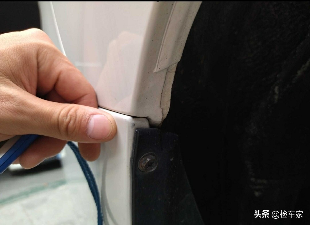 SUV的王者普拉多，停产后只能花35万买二手 买家：现在下手不亏