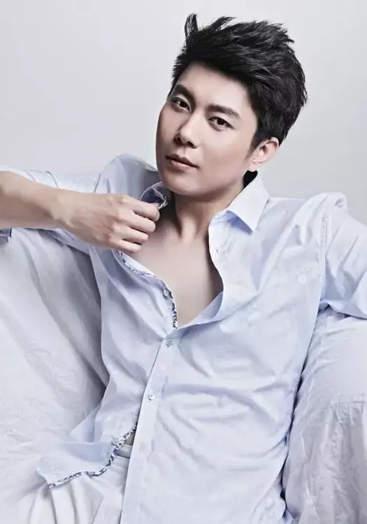 同为开心麻花元老，一个成喜剧之王接班人，一个却成烂片专业户