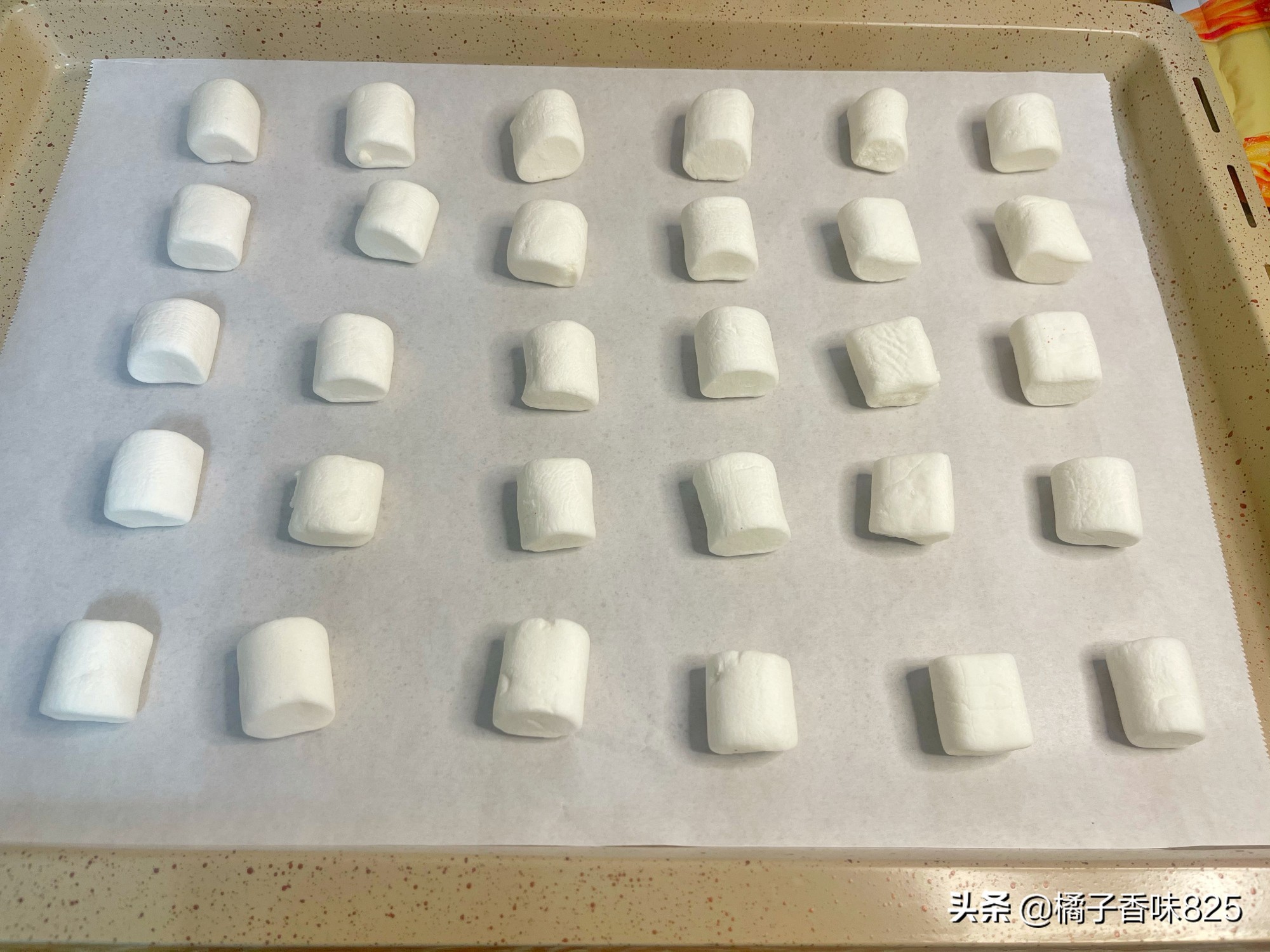 在家自制小甜品，颜值高又可爱，难度指数一颗星，适合烘焙新手