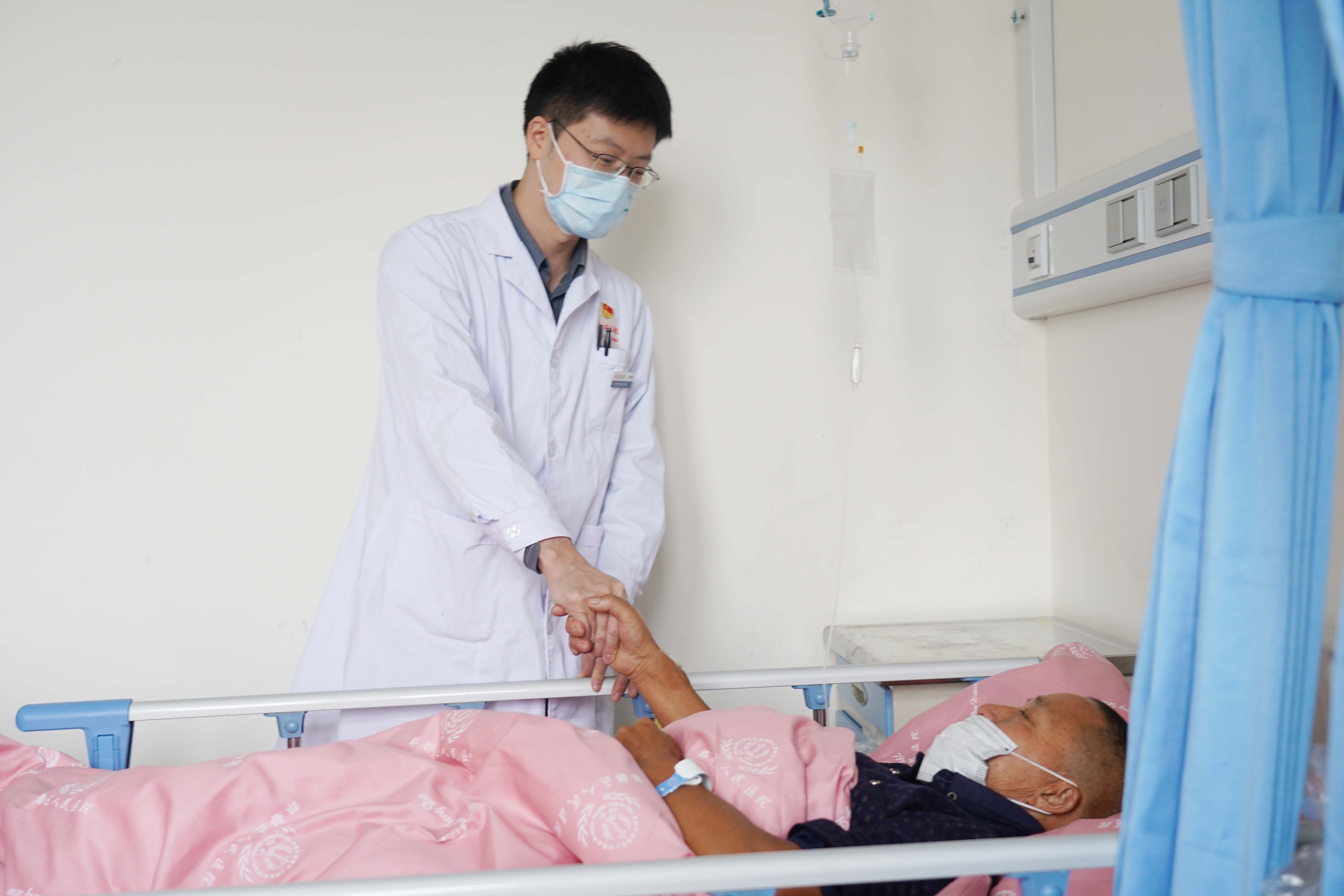 脊柱外科开科接诊，郫都人民医院骨科患者“一床难求“局面将缓解