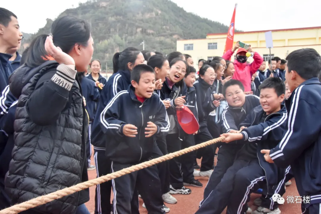 石樓南城初級(jí)中學(xué)2021秋季運(yùn)動(dòng)會(huì)圓滿舉行(圖6) 石樓南城初級(jí)中學(xué)2021秋季運(yùn)動(dòng)會(huì)圓滿舉行(圖6)