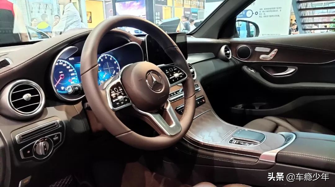 到店体验新款奔驰GLC 300 L，44.78万元你能买到什么？