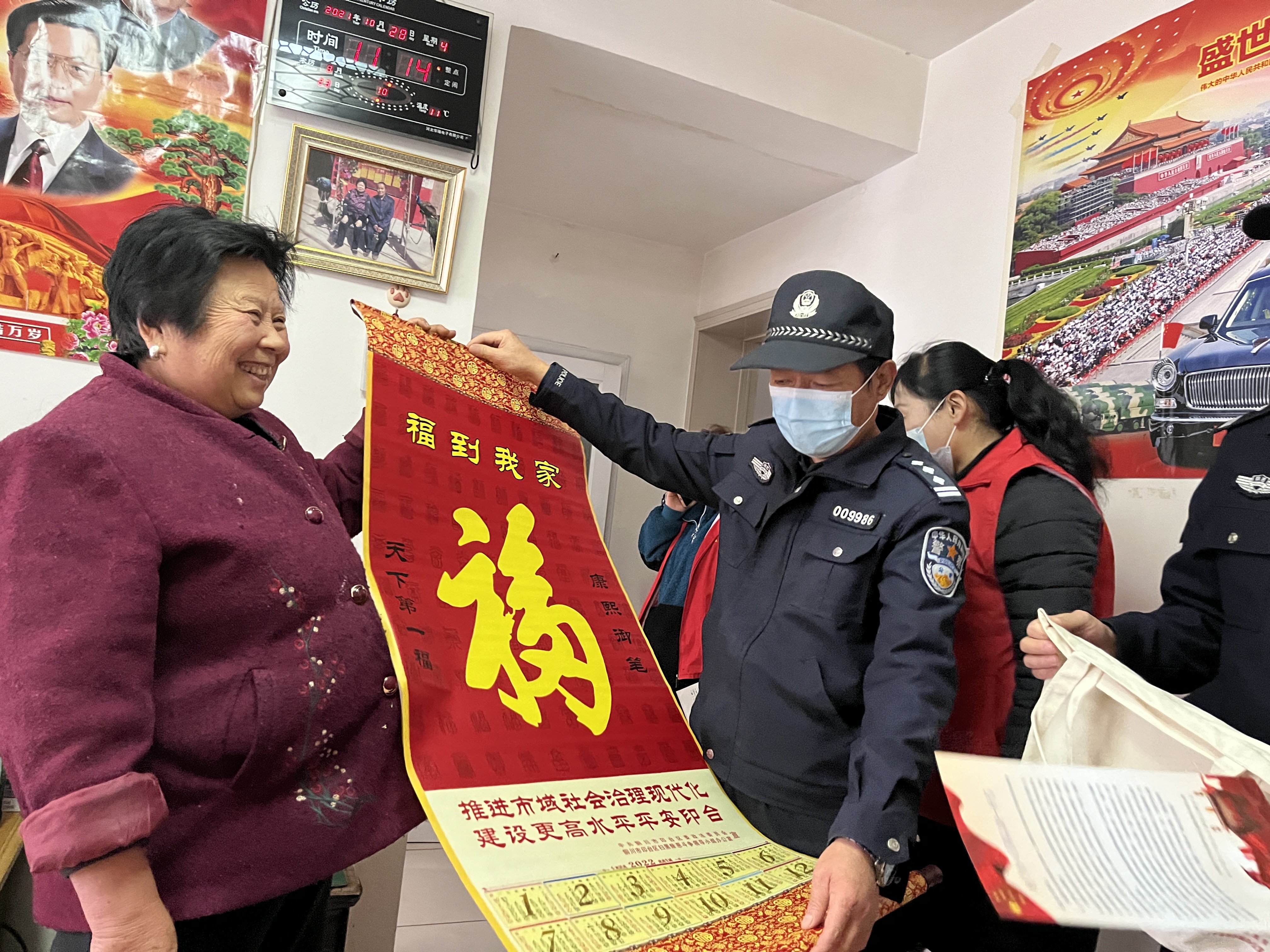 铜川公安印台分局焦坪派出所积极开展平安建设宣传工作