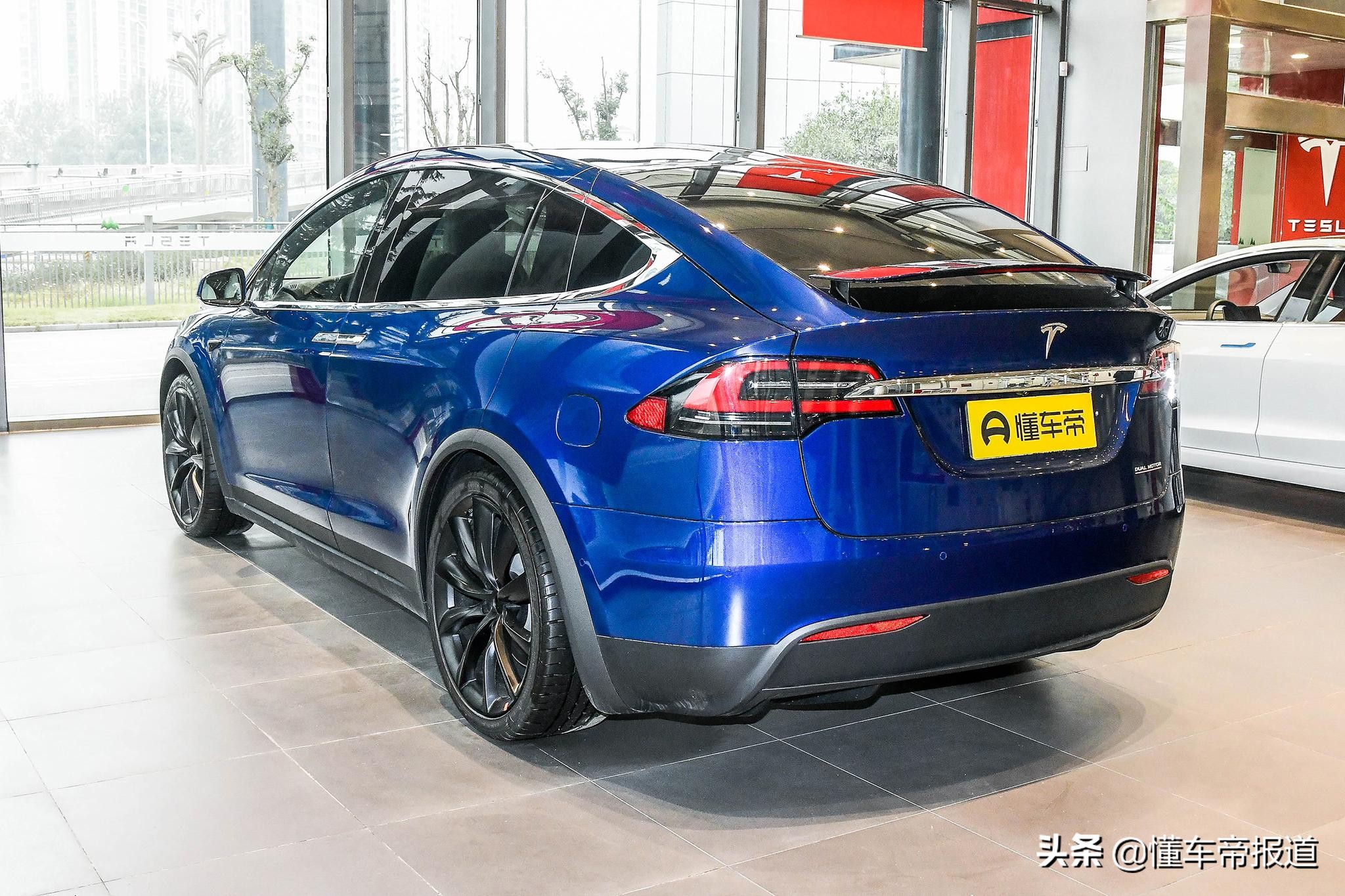 新车｜特斯拉新款MODEL X官图解析，相比老款有哪些变化？