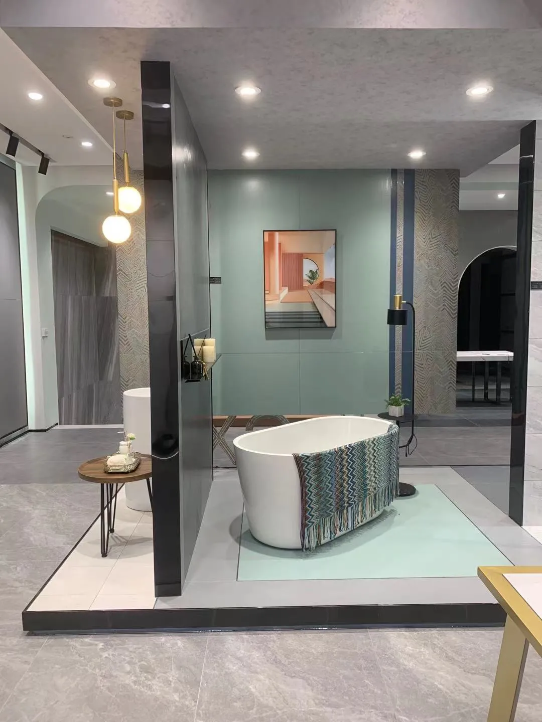 冠星王陶瓷南京中心仓授牌仪式圆满完成 冠星王陶瓷南京中心仓授牌仪式圆满完成