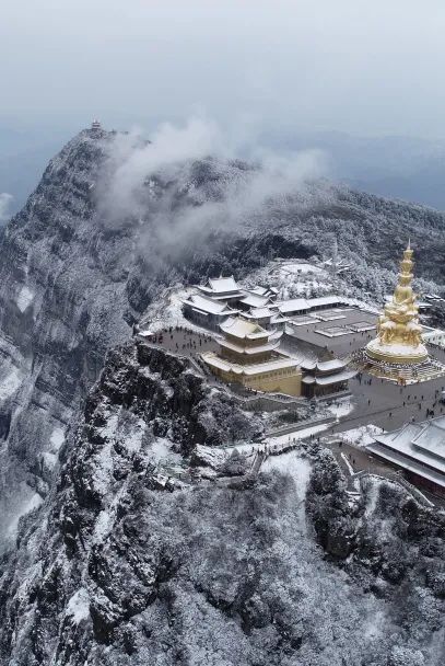 中国佛教四大名山是哪四座,除了四川峨眉山你还知道哪几座