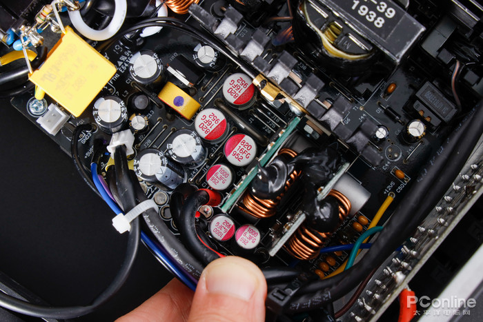 爱国者ES750电源评测：轻松驾驭高端电竞平台的神器