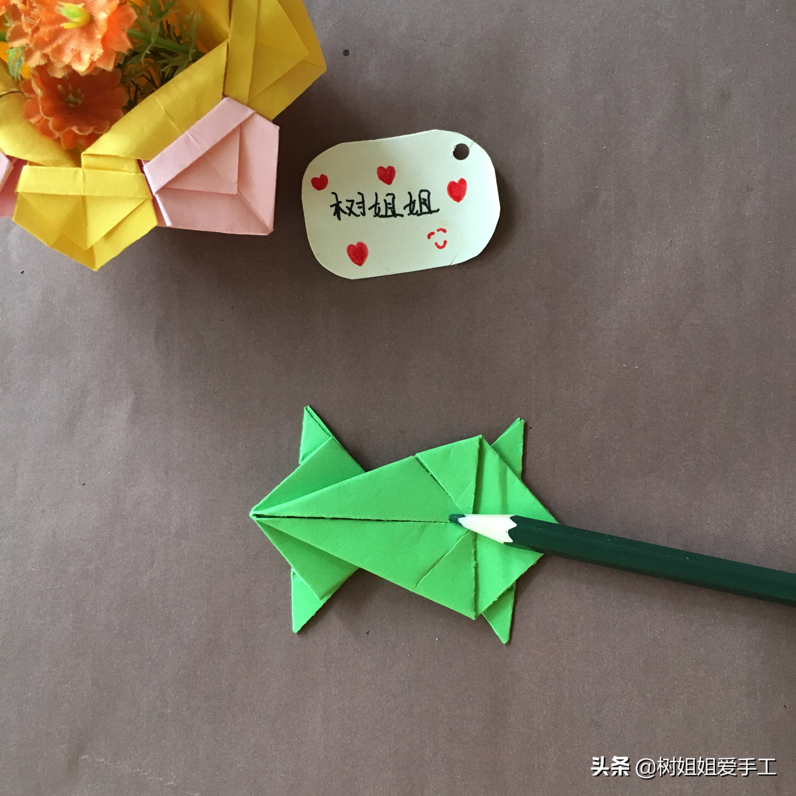 亲子折纸：跳跳蛙的折法，适合6岁以上儿童