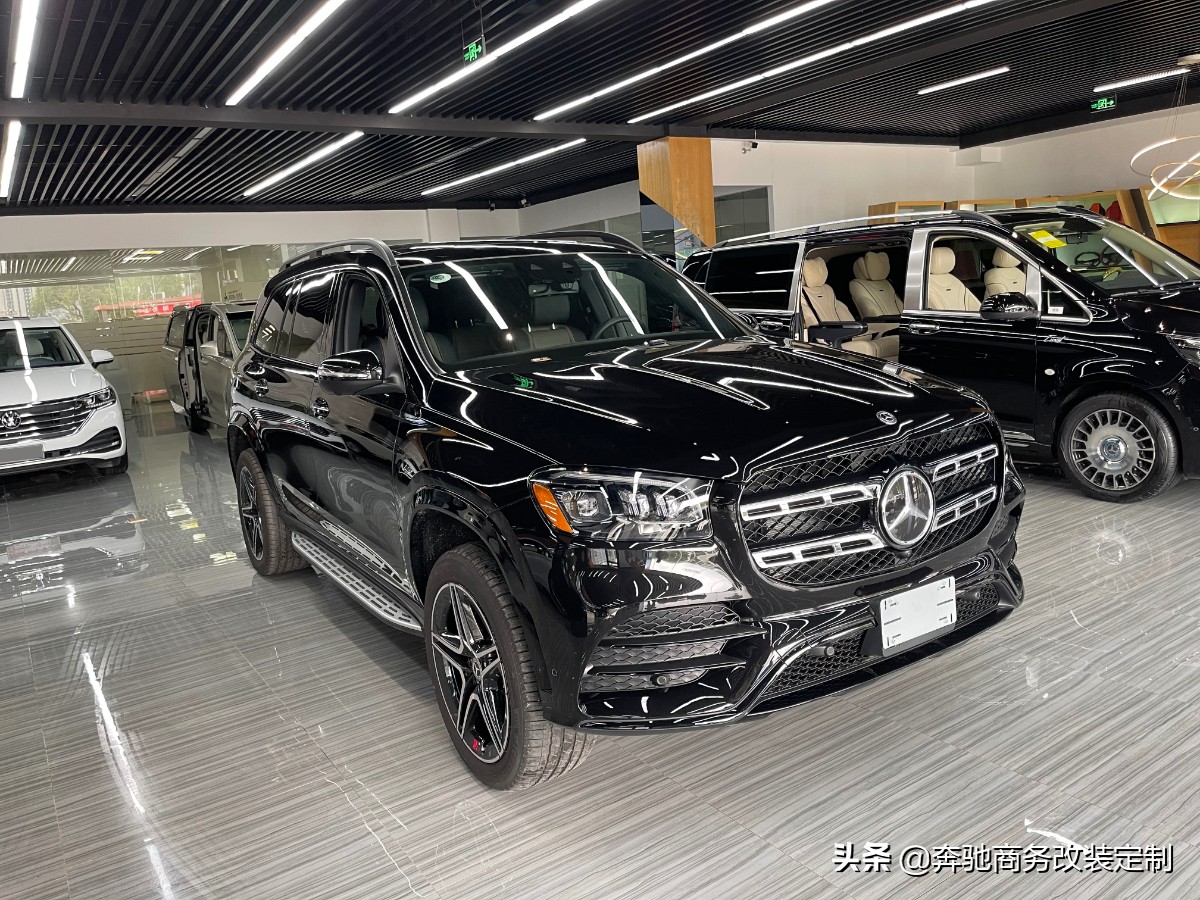 实拍加版国六奔驰gls450：运动型外观，9种配置包可选！买啥中规