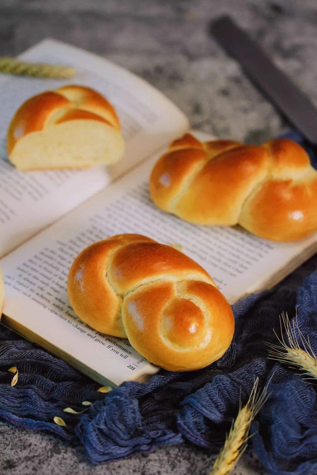 牛奶辫子面包，让你记起童年给你扎过麻花辫的她（他）