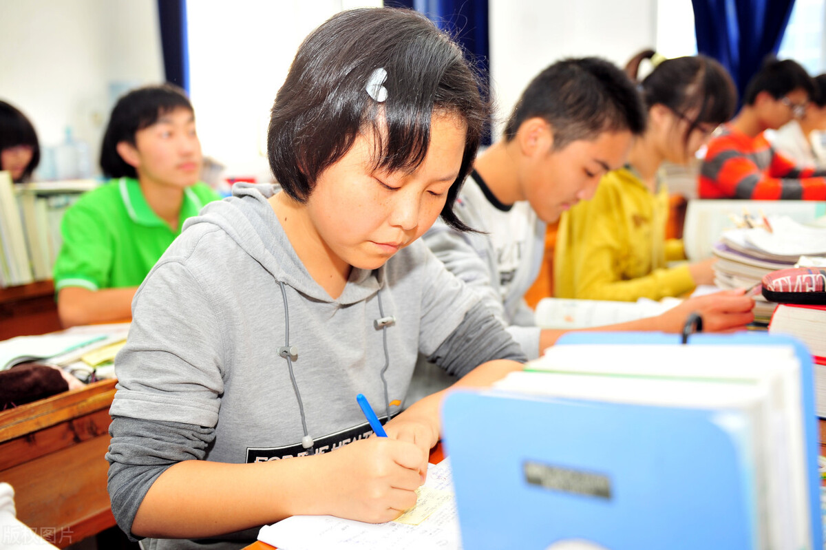 高三班主任建议：最后一年里，除了牢记1句话，坚持2个学习原则
