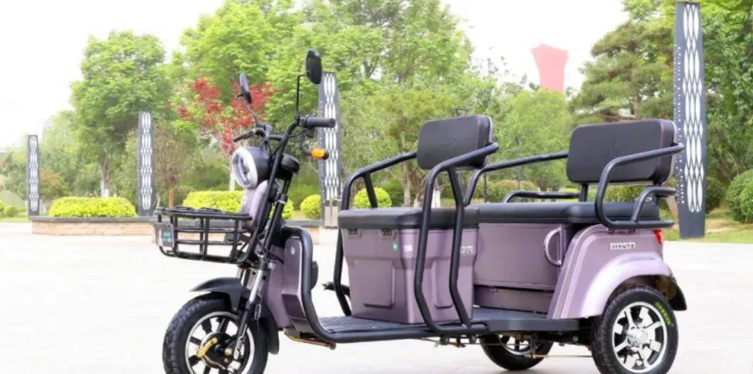 “接娃電動車”怎么上路?需要駕照嗎?一文看懂,家長不慌