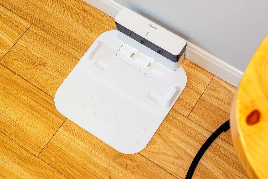 擦地机到底行不行？iRobot m6擦地机器人测评，结局出乎我的预期