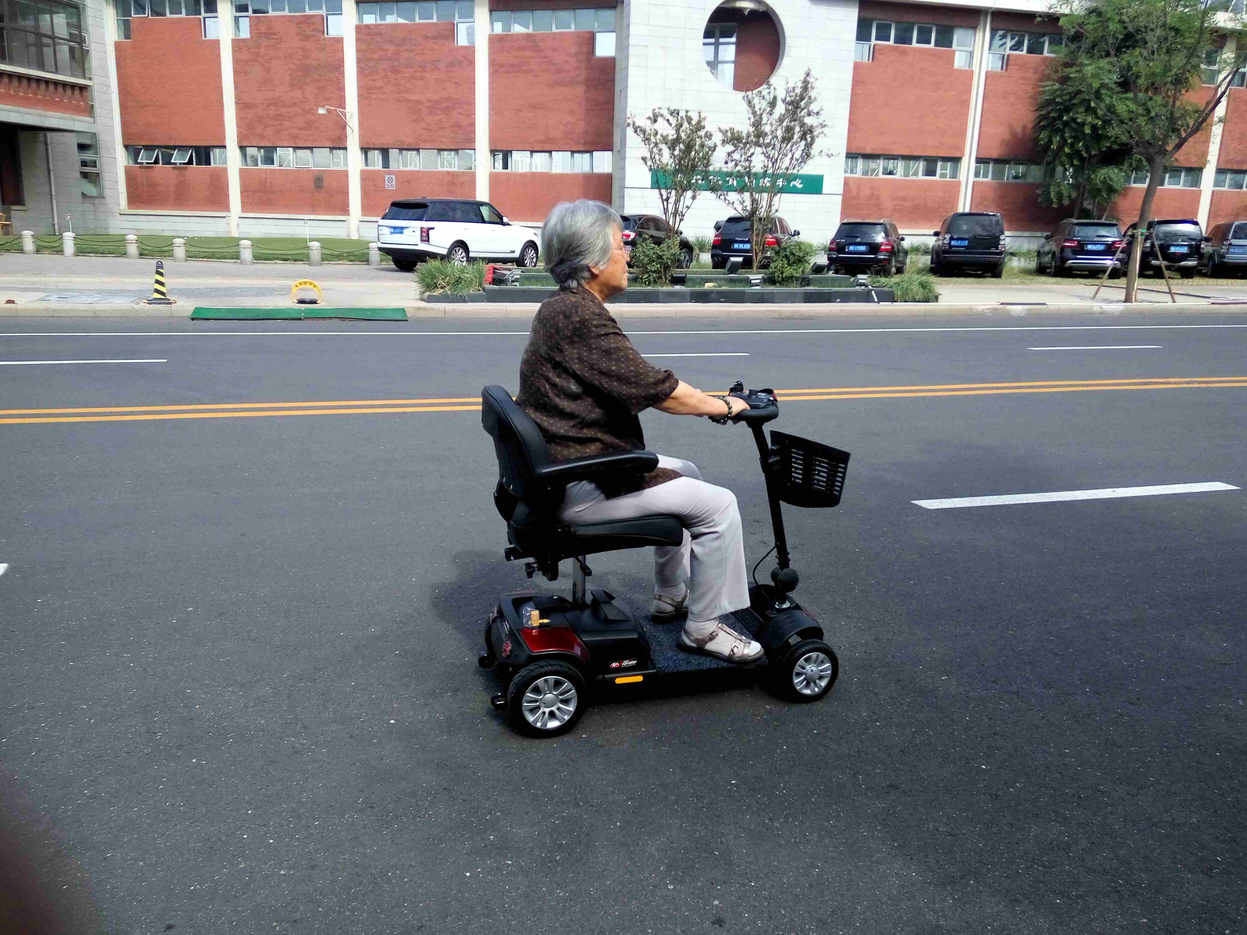 送什么礼物给老人,他们会真的开心?