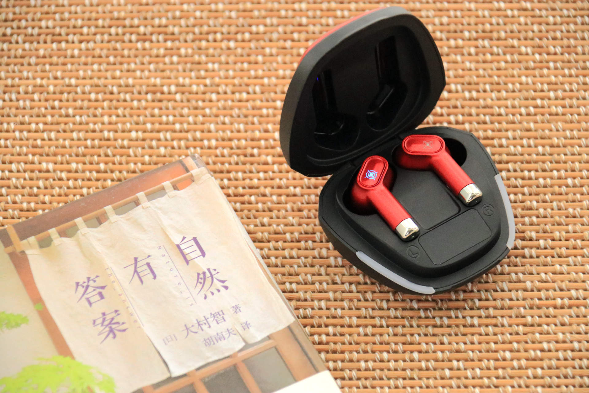 手游新装备，吃鸡不用愁，Xisem西圣olaf游戏耳机体验