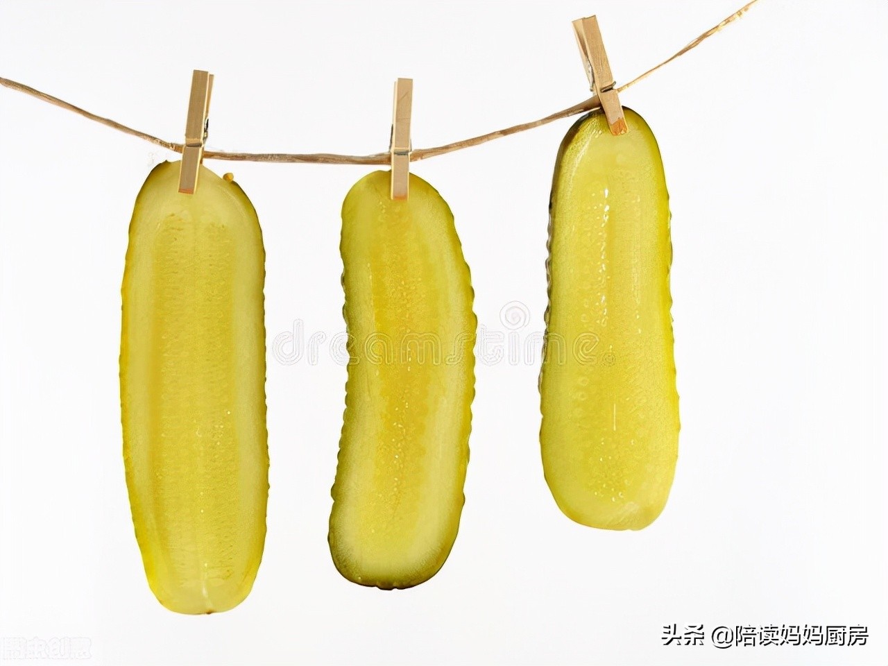 腌黄瓜怎样做才能又香又脆长久不坏呢？教你做的这个方法