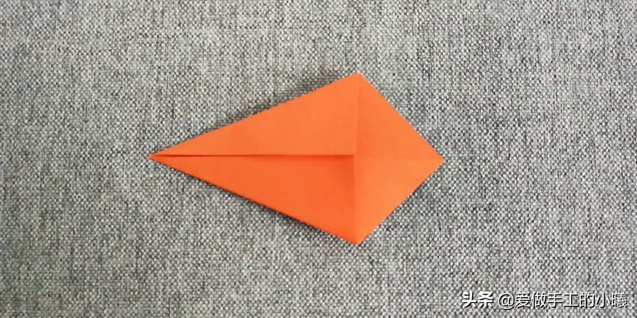 折纸教程：国庆节到了，折个立体星星做装饰，简单又好看