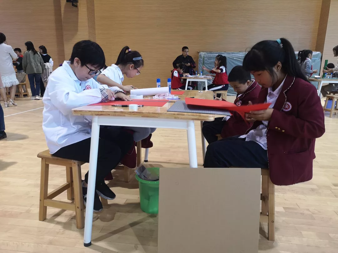 合作分享 追求创新——四川天府新区合江小学科学创新实践主题活动