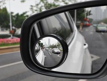 缩小盲区，辅助倒车，网红小圆镜真这么有用？