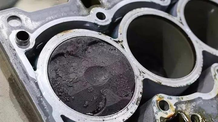 汽车积碳成因与科学清除方法详解