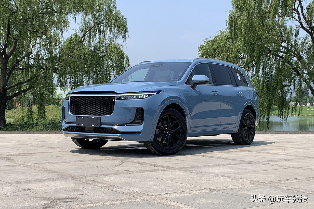 那这些轻松1000+续航 加速还猛的SUV！让纯电怎么活？