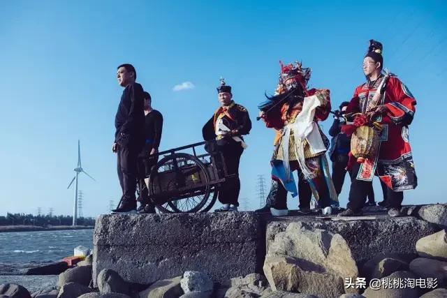 看看恐怖片,不也挺好的