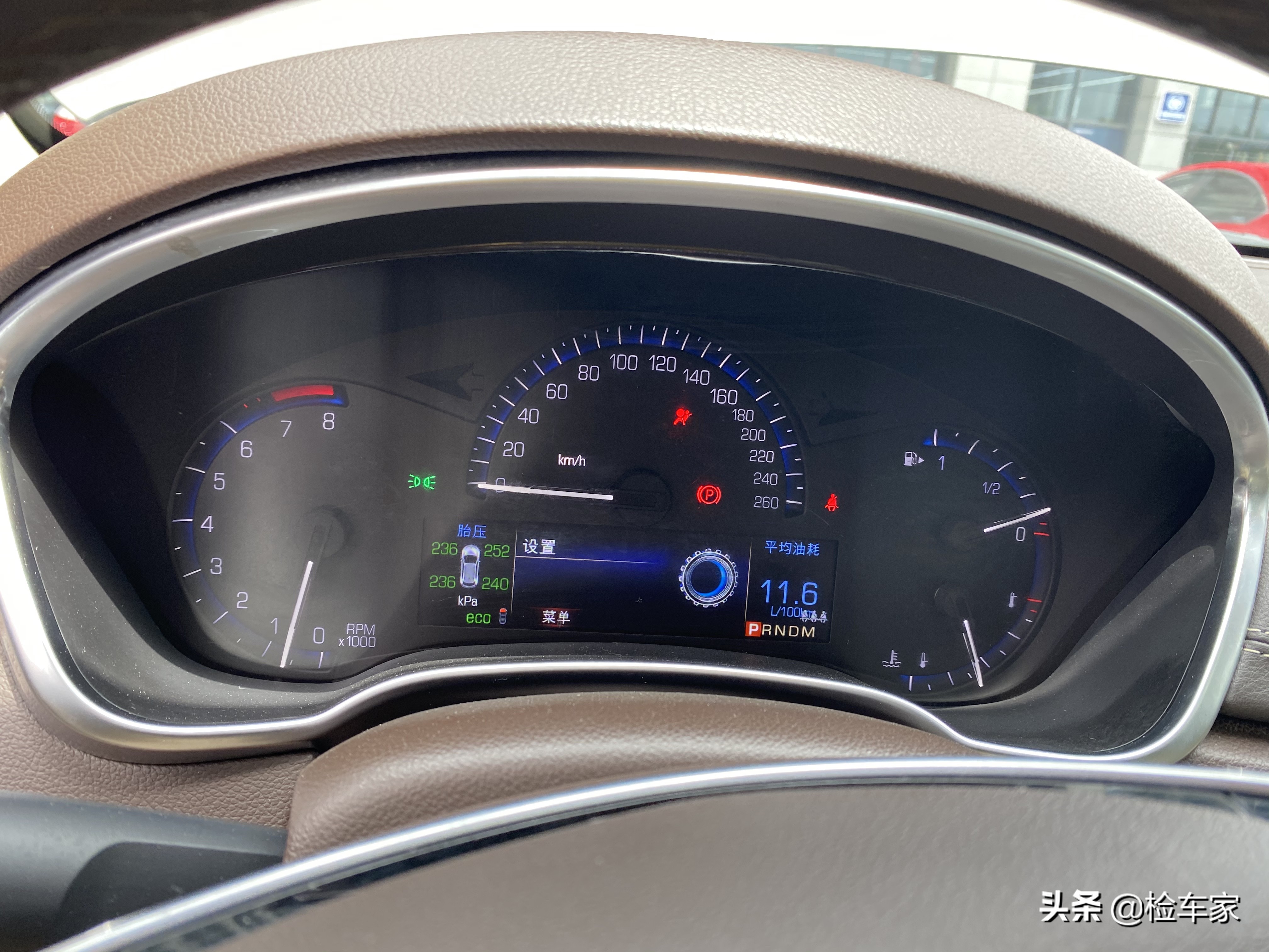大排量进口SUV，12万买凯迪拉克SRX值不值？网友：白菜价都没人要