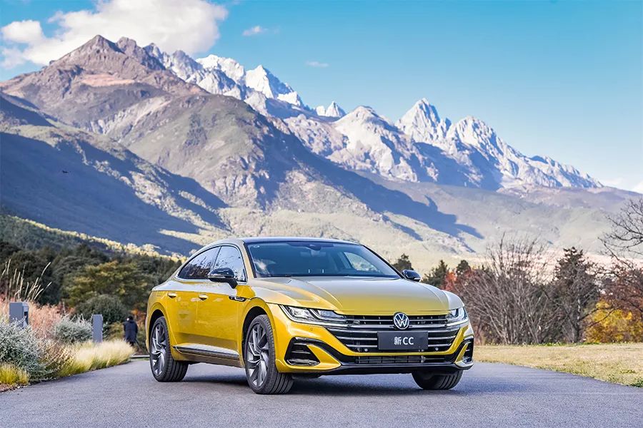 小保养费用追上豪华品牌,月薪多少才养得起一汽-大众新款cc?