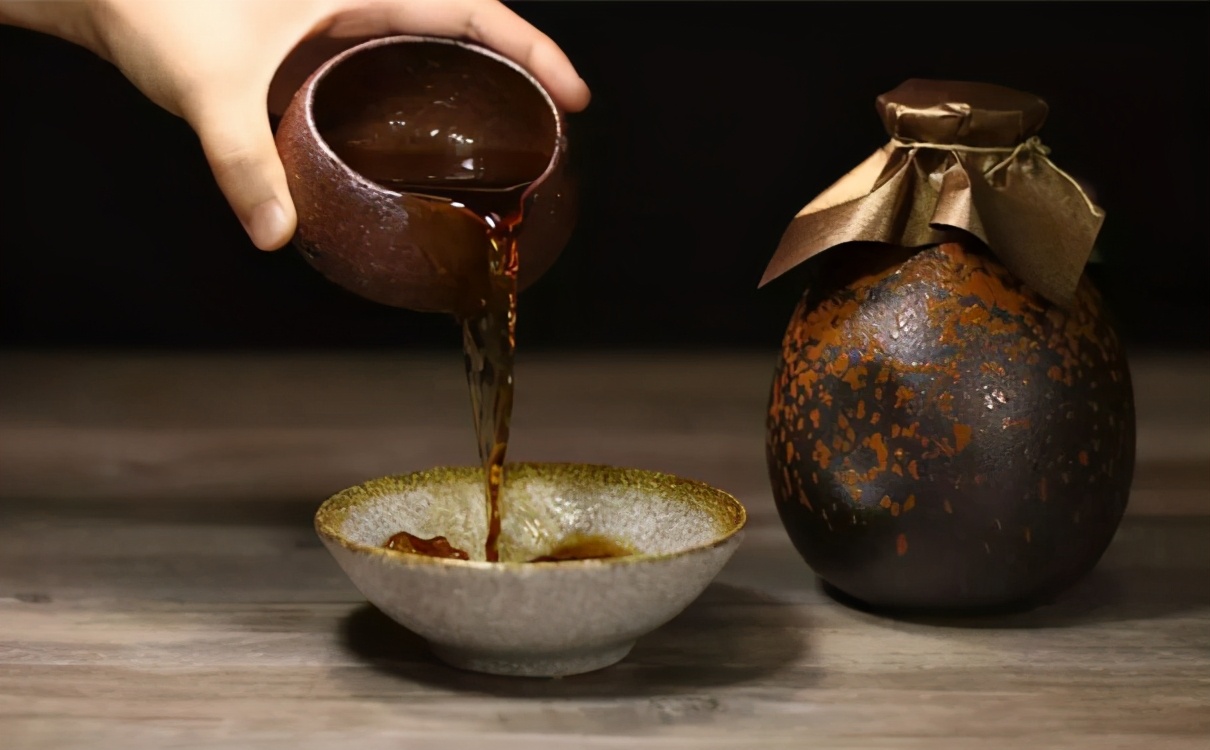 泡蛇酒二十年后毒蛇苏醒伤人事件