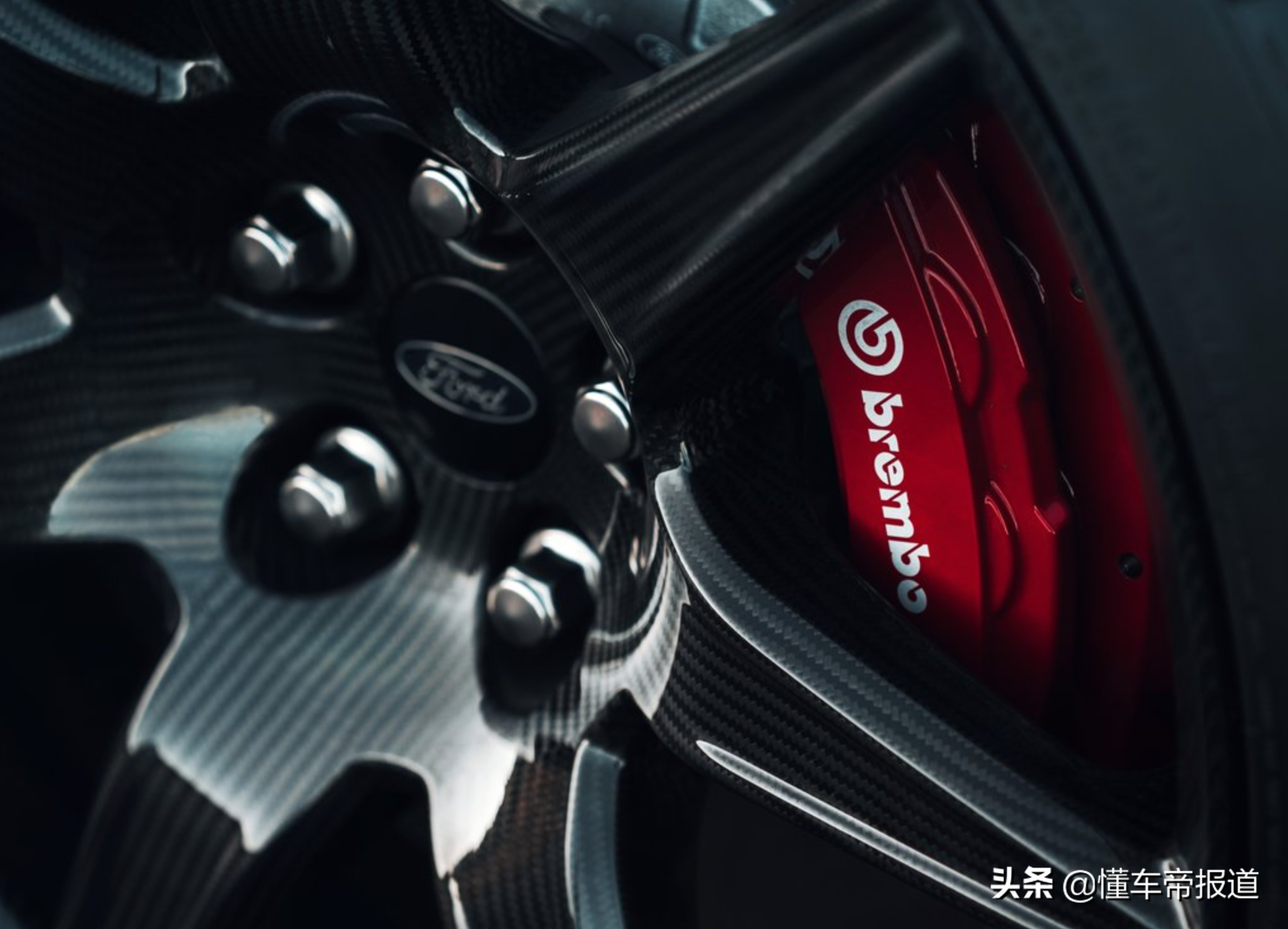 新车 </p><p>　　 史上最强野马？100万元起，福特Mustang Shelby GT500海外上市