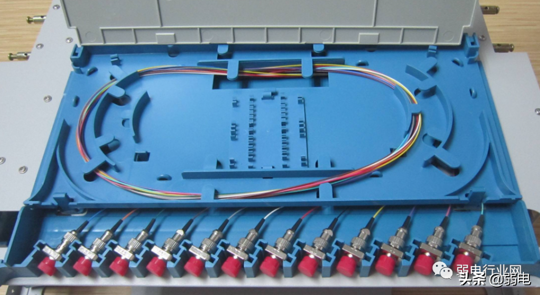 什么是光纤配线架、耦合器、终端盒、尾纤？光纤熔接颜色顺序