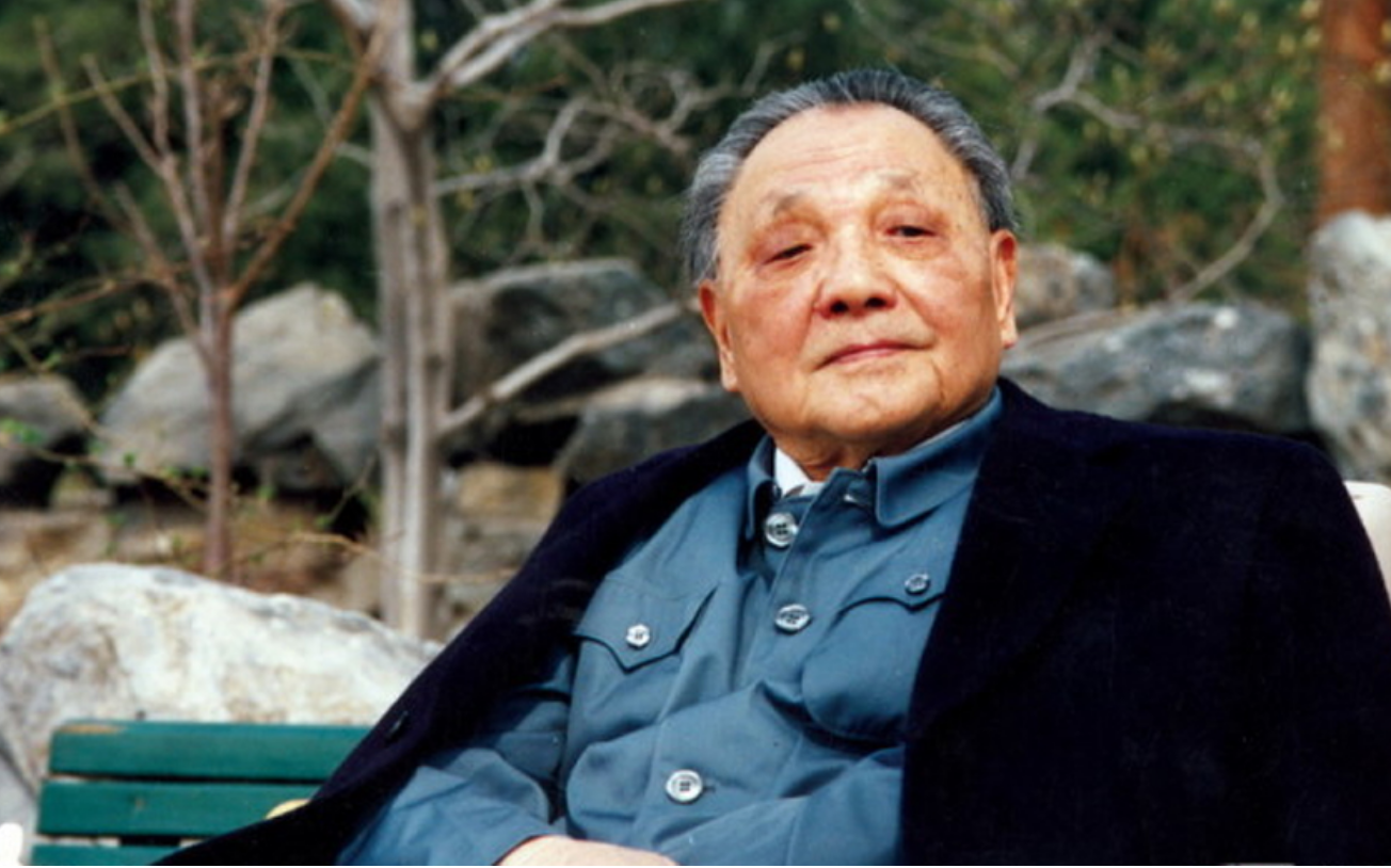 1991年苏联解体后，中国看上去危机四伏，我国是如何挺过来的？