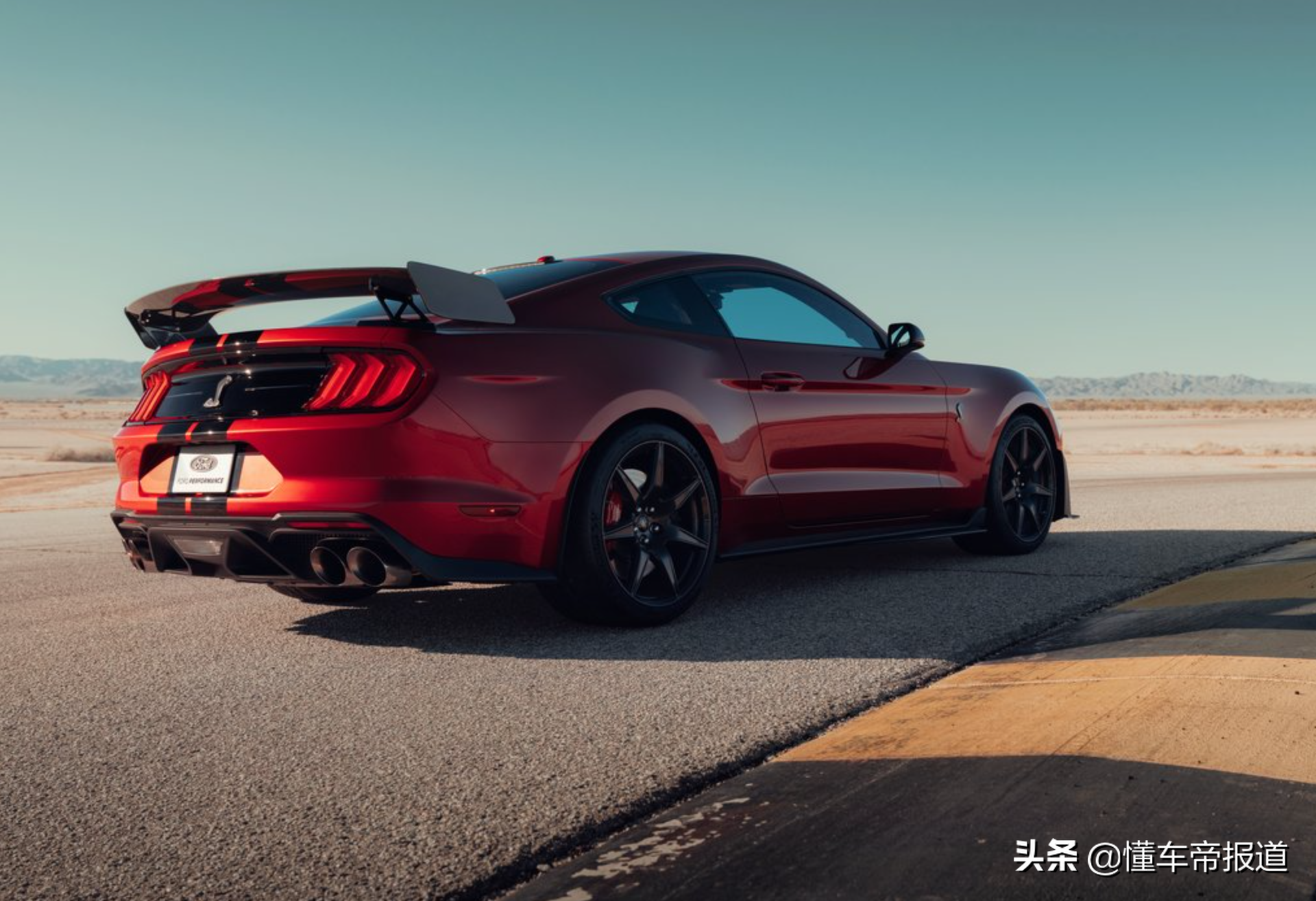 新车 </p><p>　　 史上最强野马？100万元起，福特Mustang Shelby GT500海外上市
