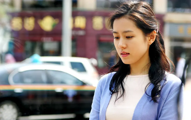 孙艺珍凭初恋脸红了20年,合作多位顶级男神,最后情定暖男玄彬