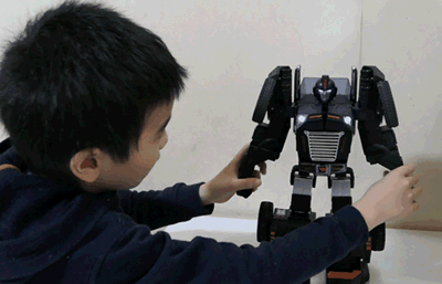 游戏编程两不误：让孩子爱不释手的星际特工T9机器人