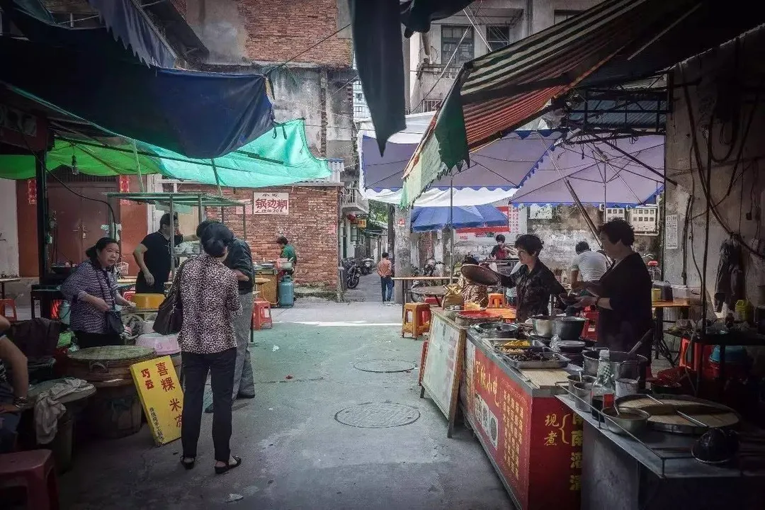 沙县小吃引热议：国内的低端快餐，为什么被外国人跪舔？