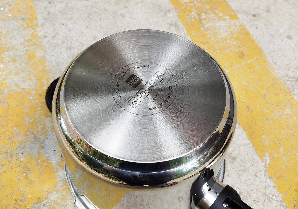在小米有品买了个高压锅，一体式304不锈钢，用它做饭又热又快