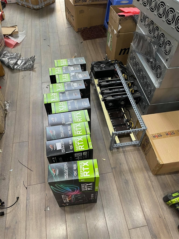 比特币矿场疯狂：让一国大规模停电了，德黑兰的晚上甚至漆黑一片